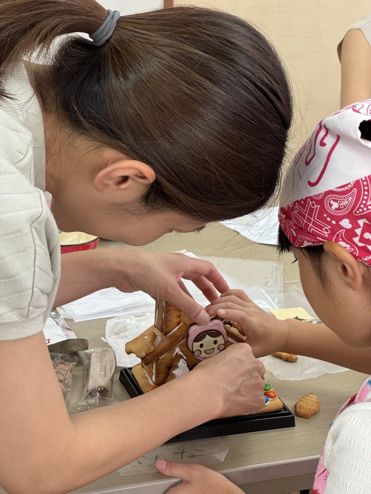 屋根の上まで、少しずつ。